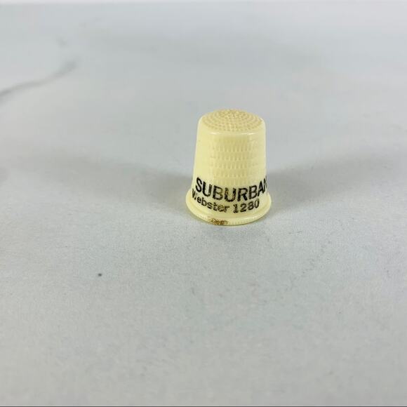 Vintage Suburban Cleaners Cream Plastic Thimble - Picture 1 of 4